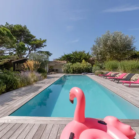 Grand Marchais Villa *